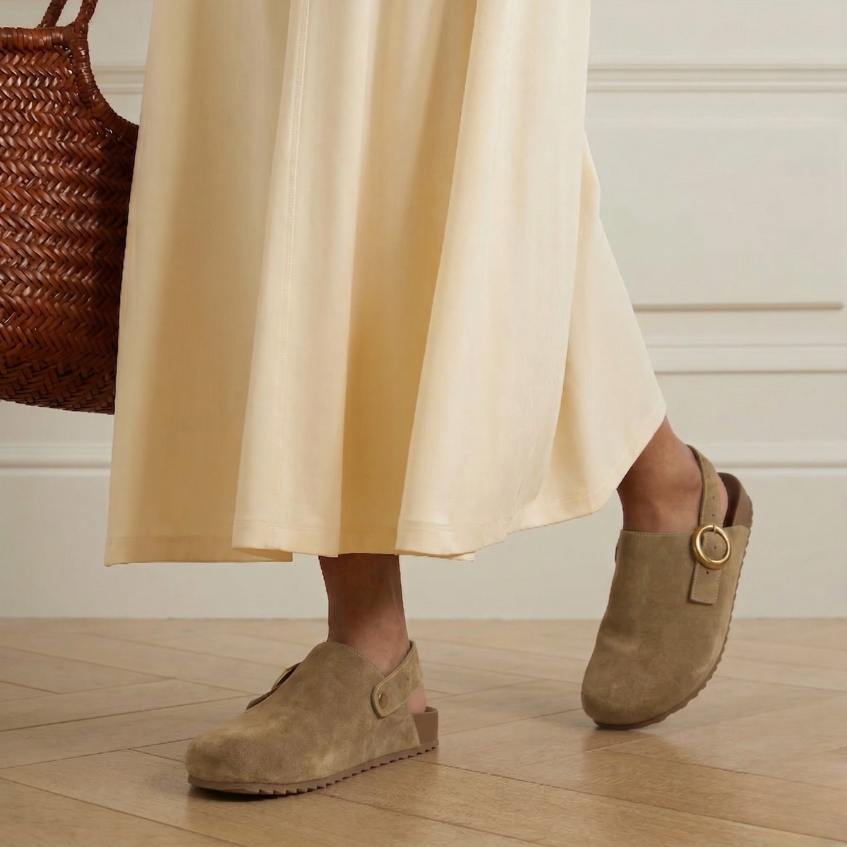 Toni Suede Clogs - Taupe