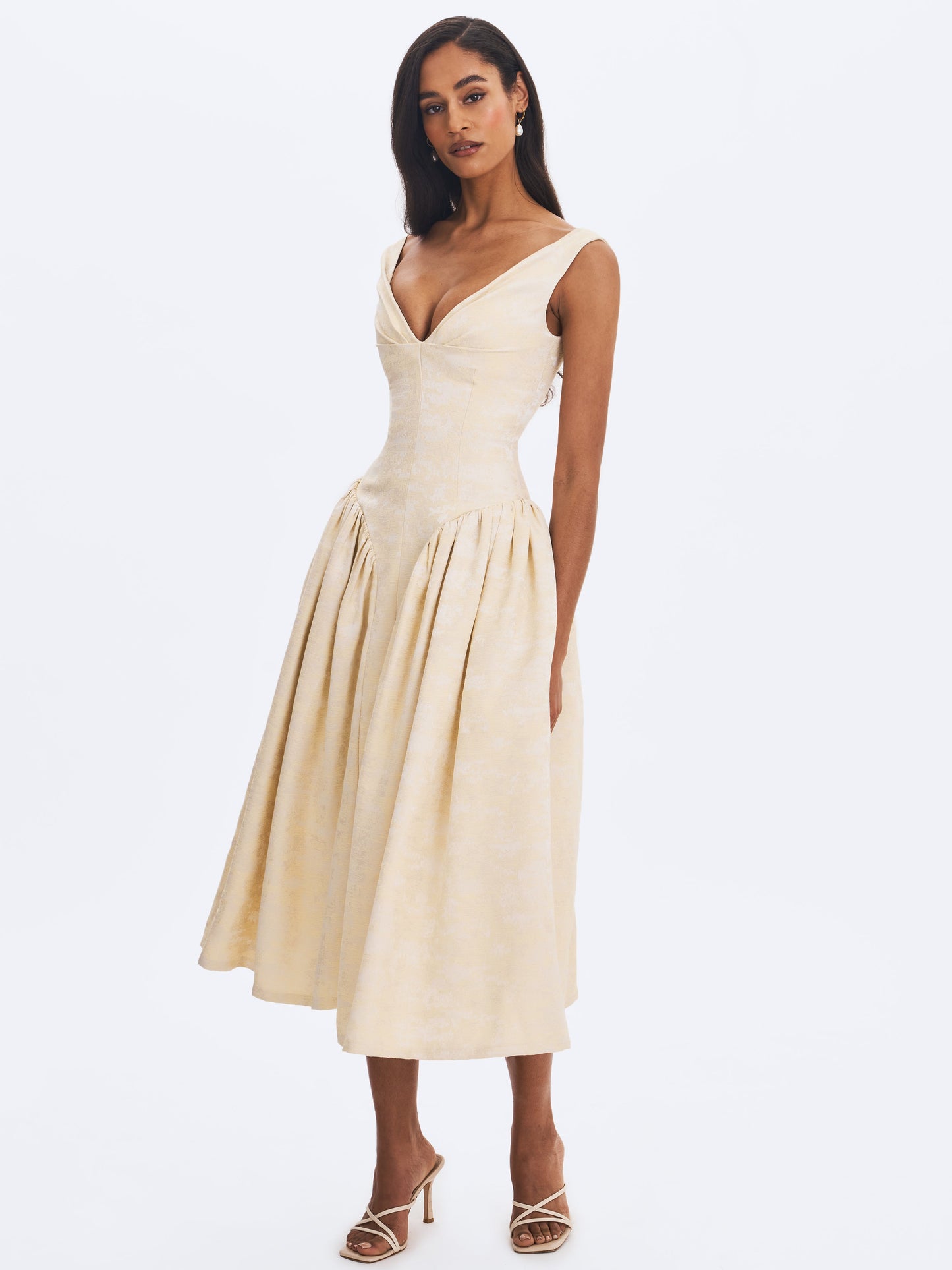 Chelsea Ivory Jacquard Ruched Bust Sweetheart Midi Dress