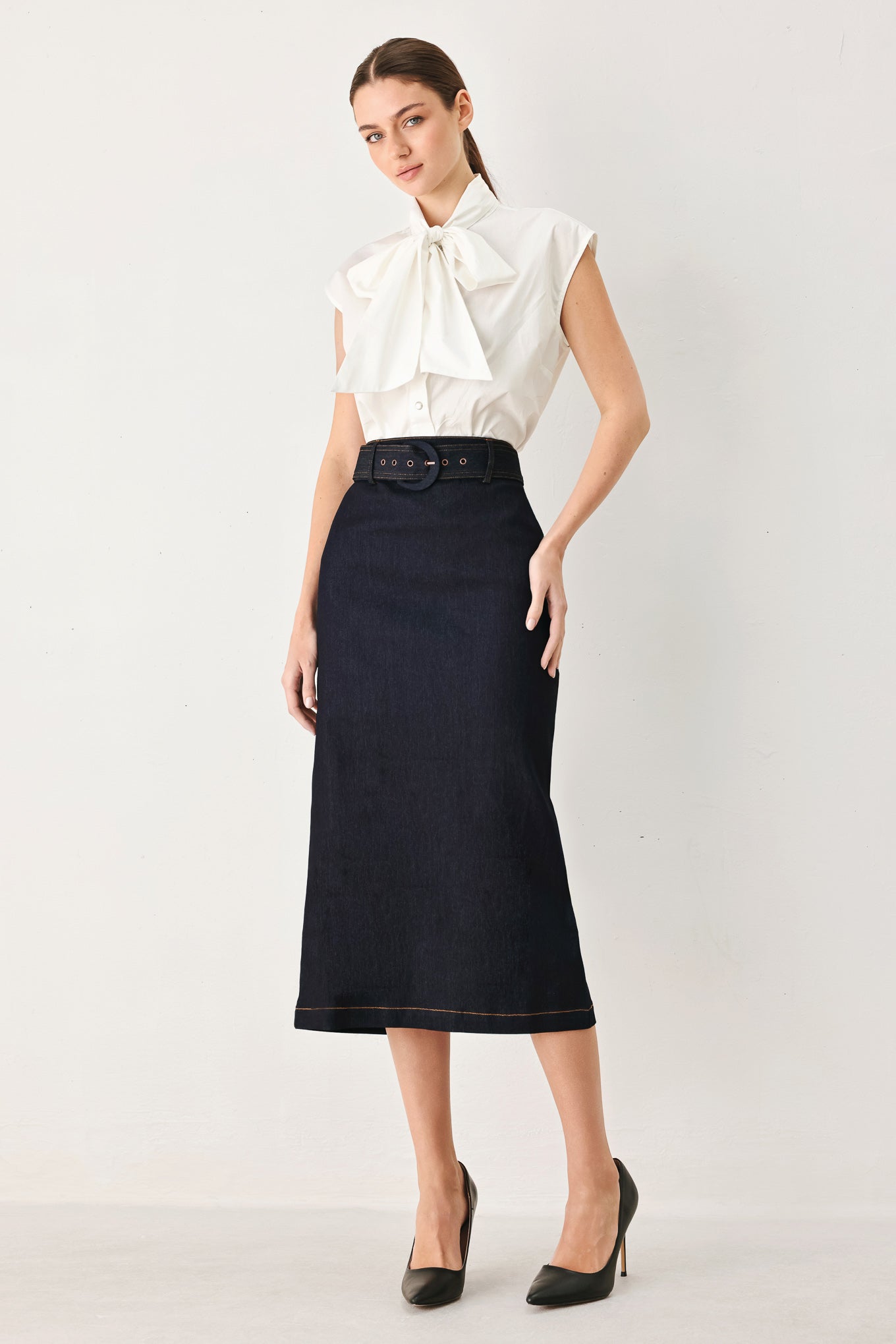 CLASSIC DENIM OFFICE MIDI PENCIL SKIRT