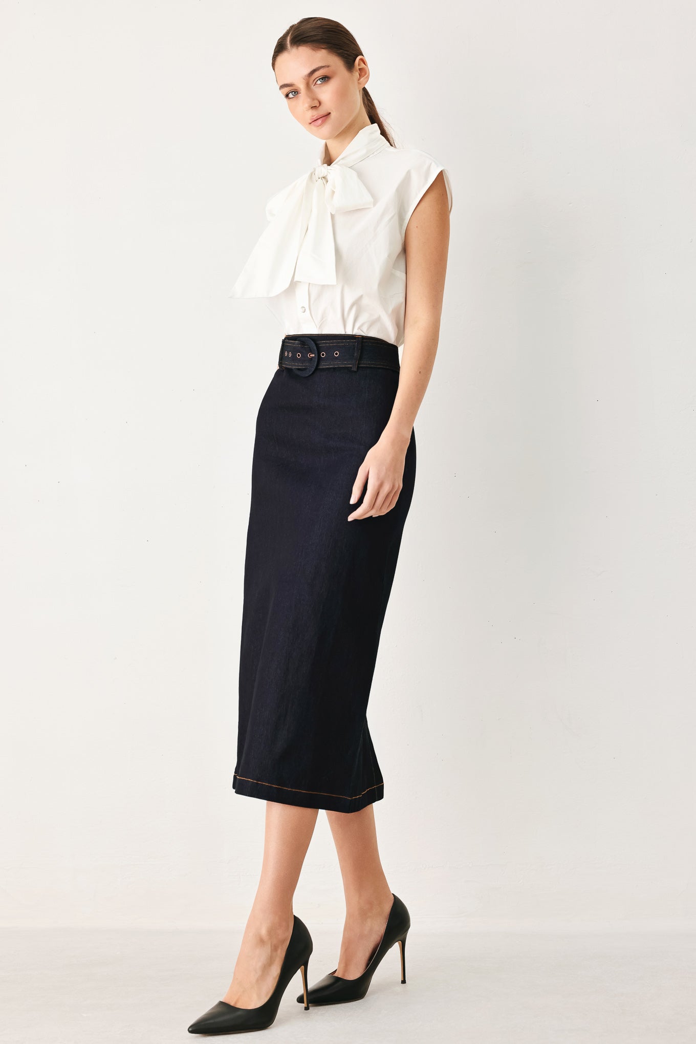 CLASSIC DENIM OFFICE MIDI PENCIL SKIRT