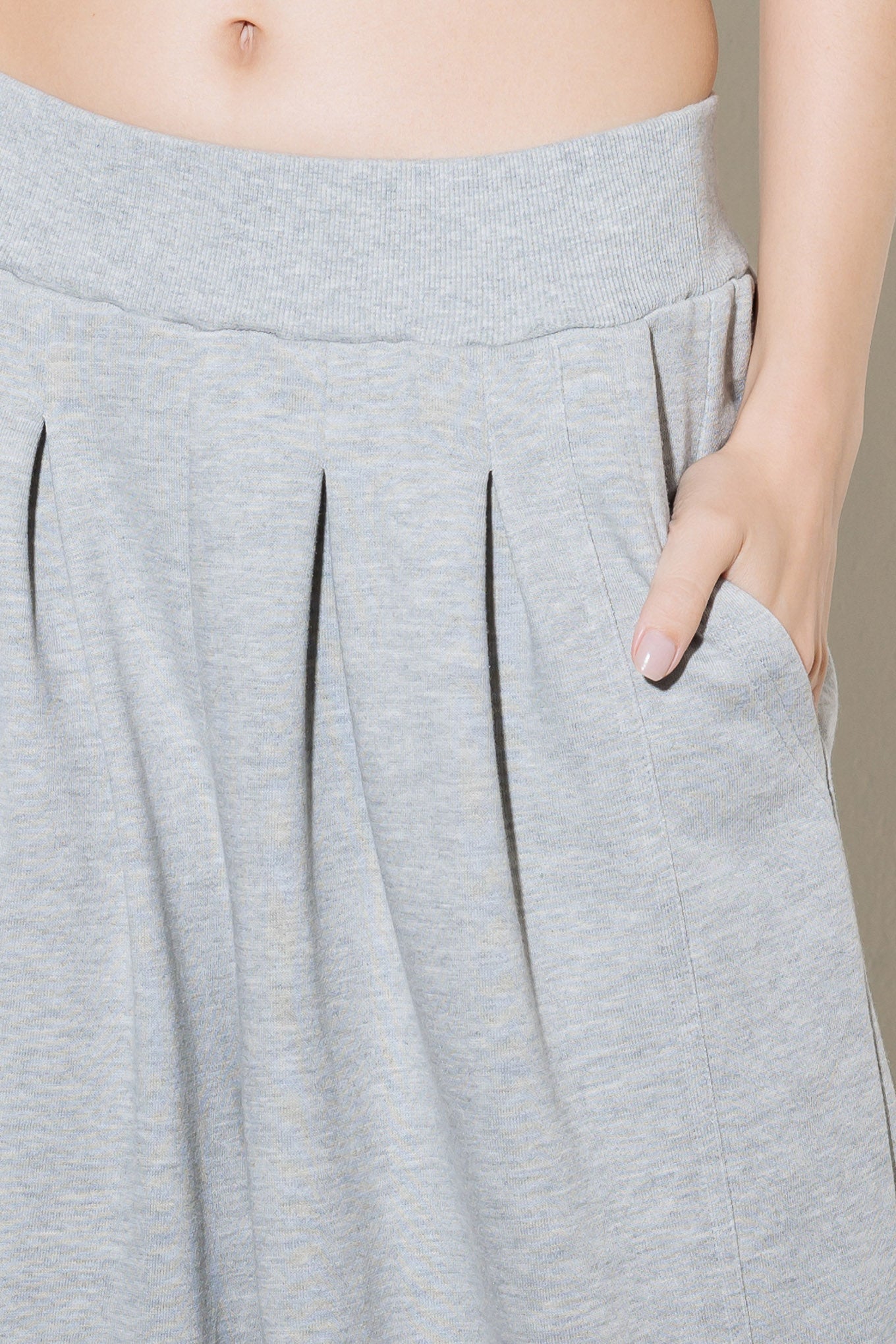 TRUST THE NOW IN KNIT TOP AND PANT SET