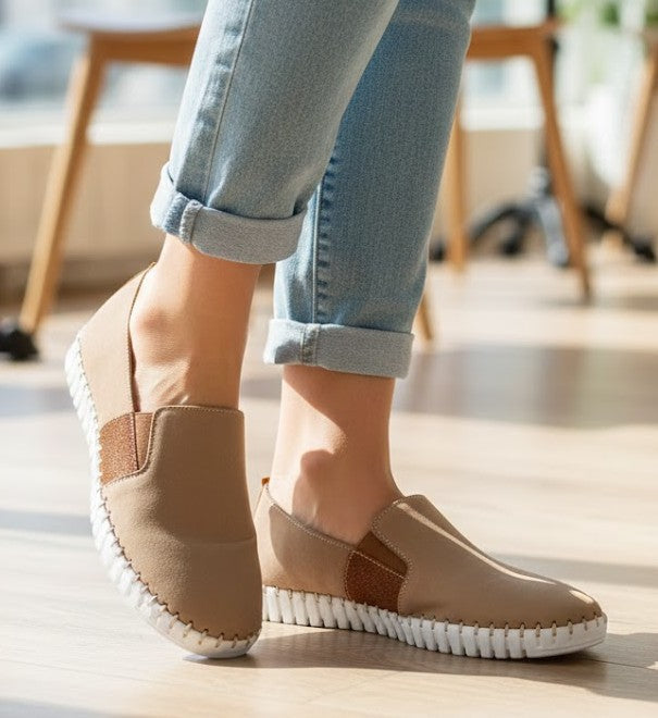 Eric Michael Frida Women's Slip-On