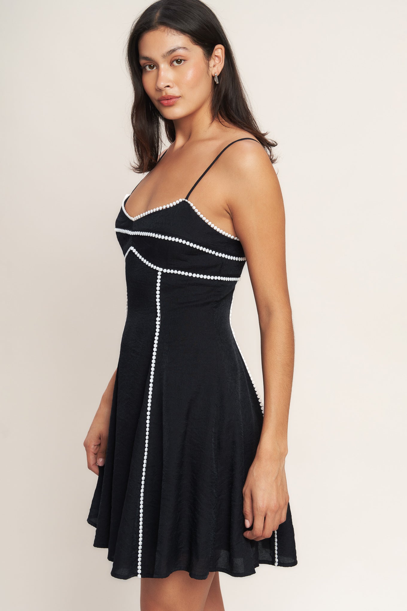 ALL EYES ON YOU WOVEN MINI DRESS