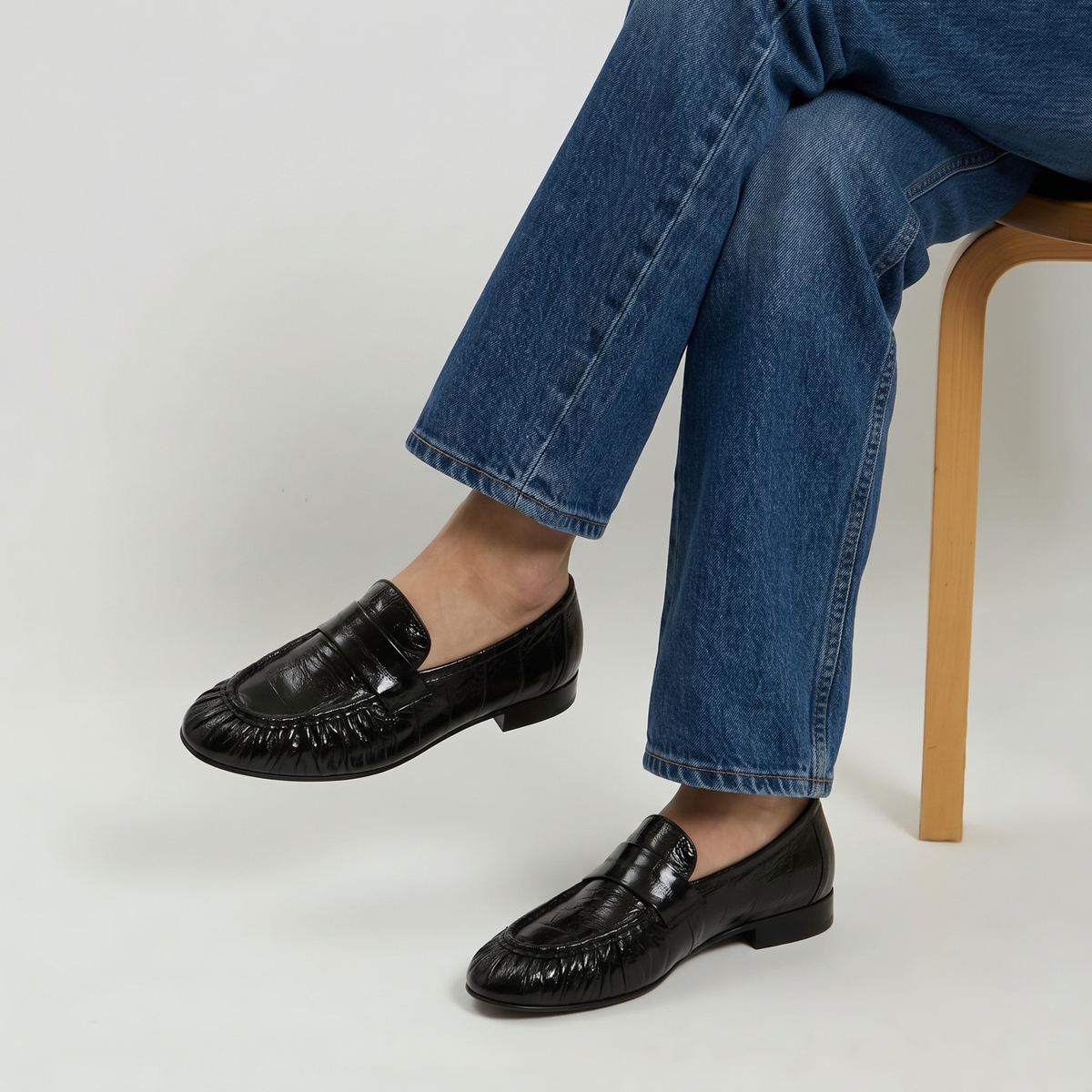 York Ruched Leather Loafers - Black Embossed Croc